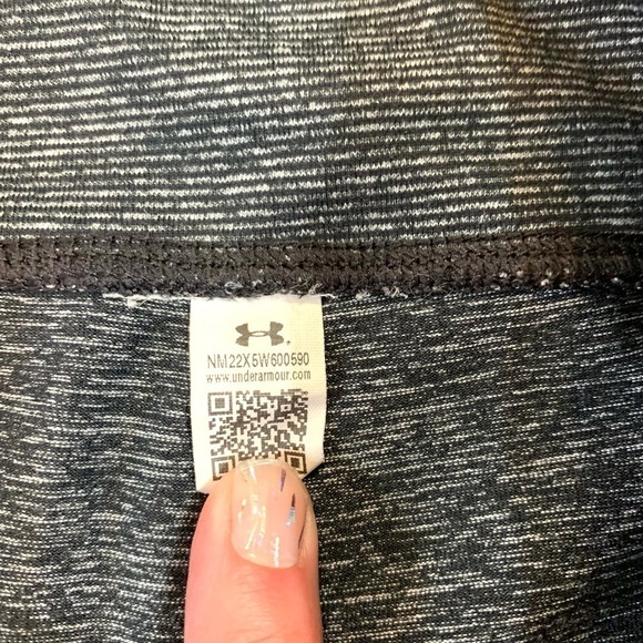 Under Armour Women Black Compression Heat Gear Capri Pant Sz Small - Picture 5 of 6